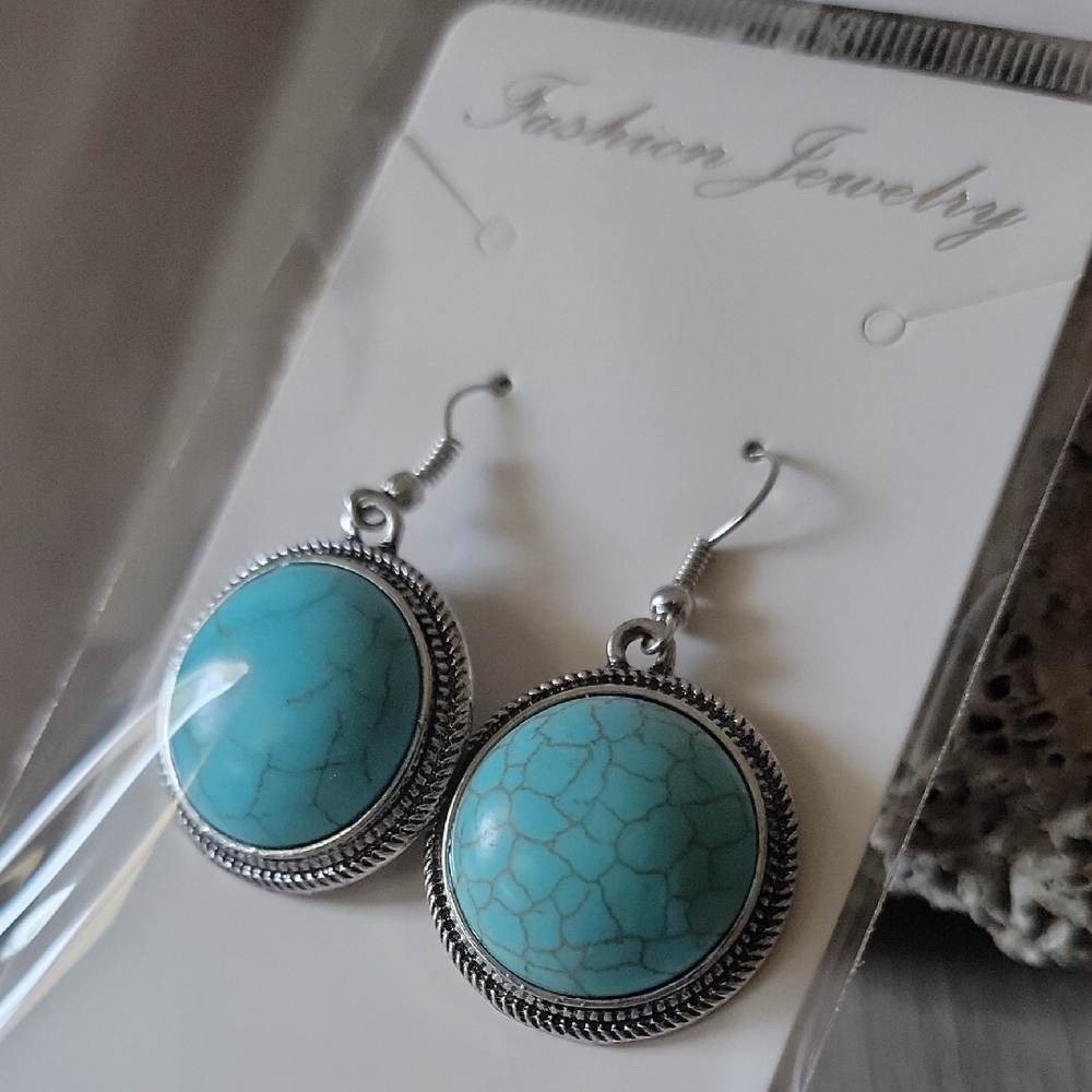 Turquoise Silver Dangle Earrings